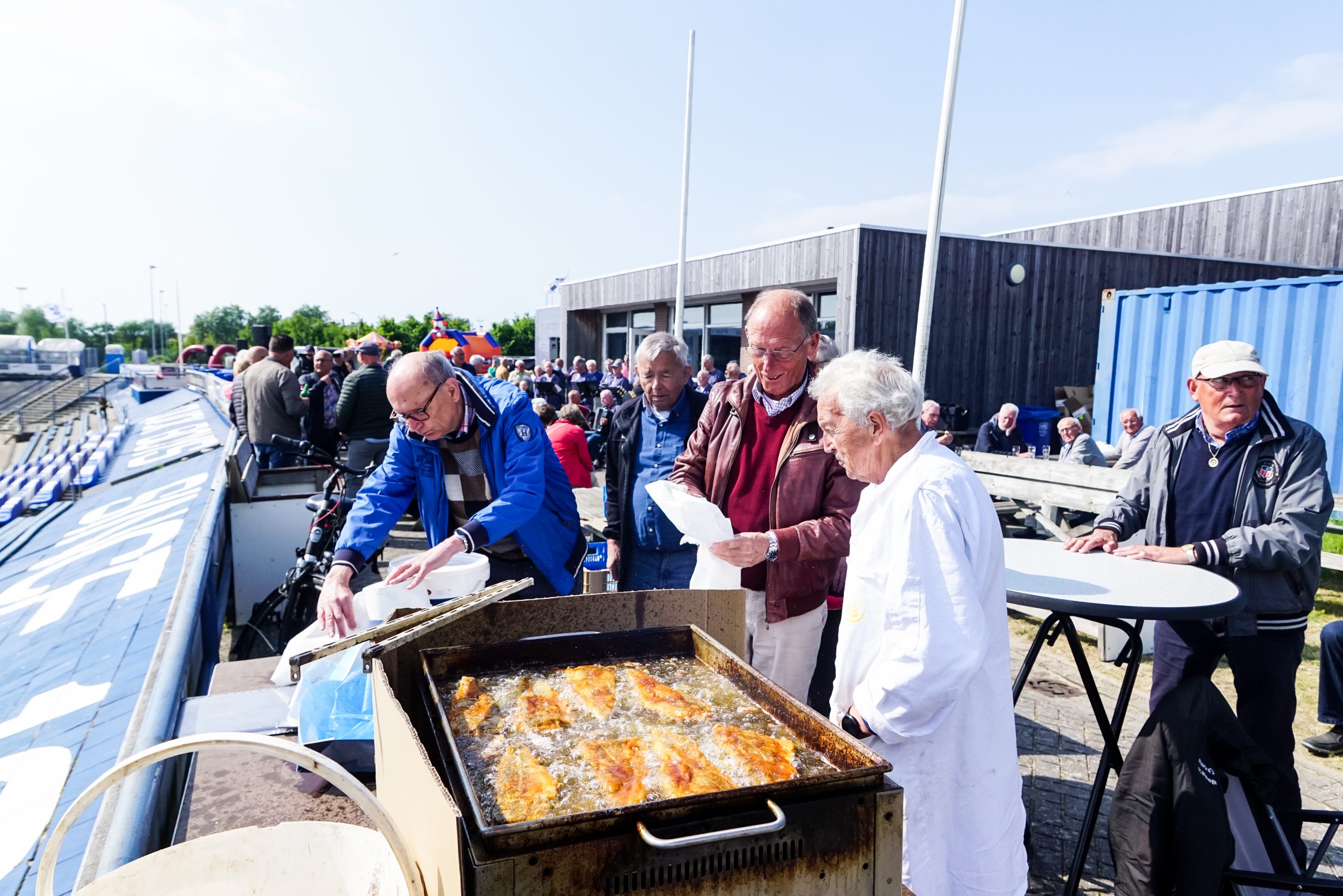 familiedagen, feest, gezelligheid, 55+, gebakken vis (3)