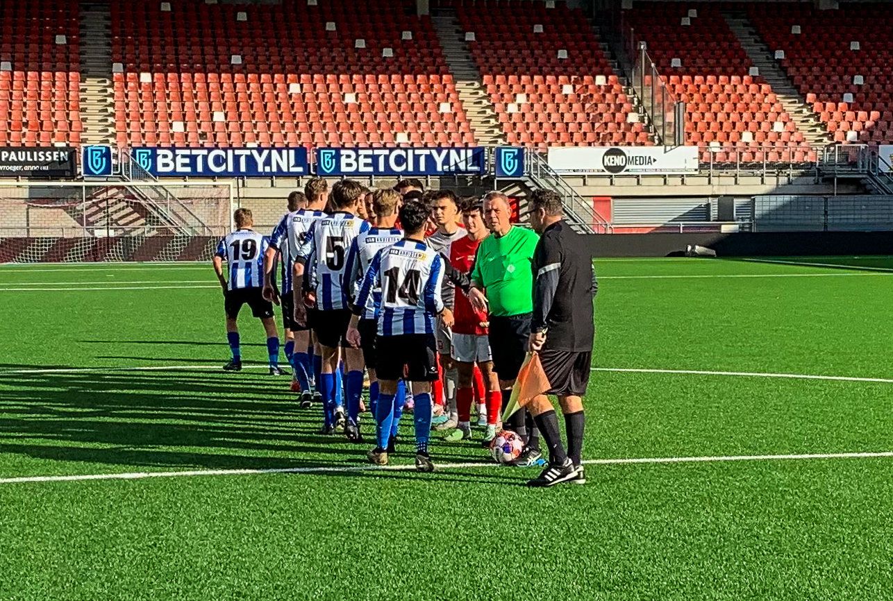 Jong Quick Boys onderuit in vermakelijk duel