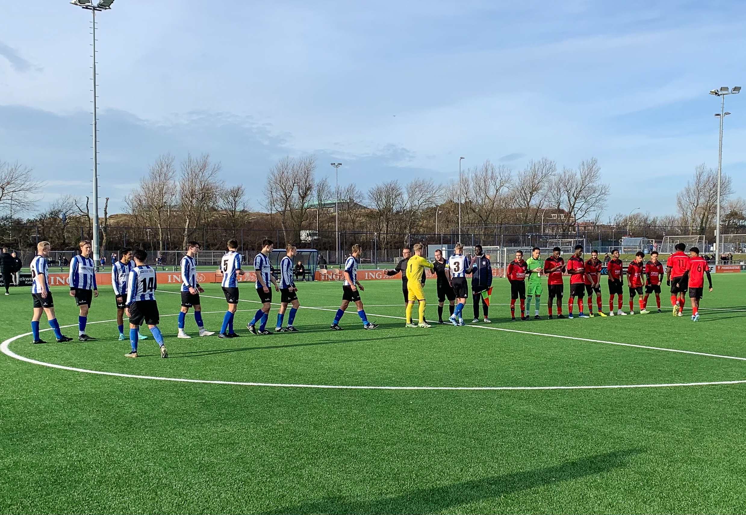 Jong Quick Boys laat Jong de Dijk kansloos