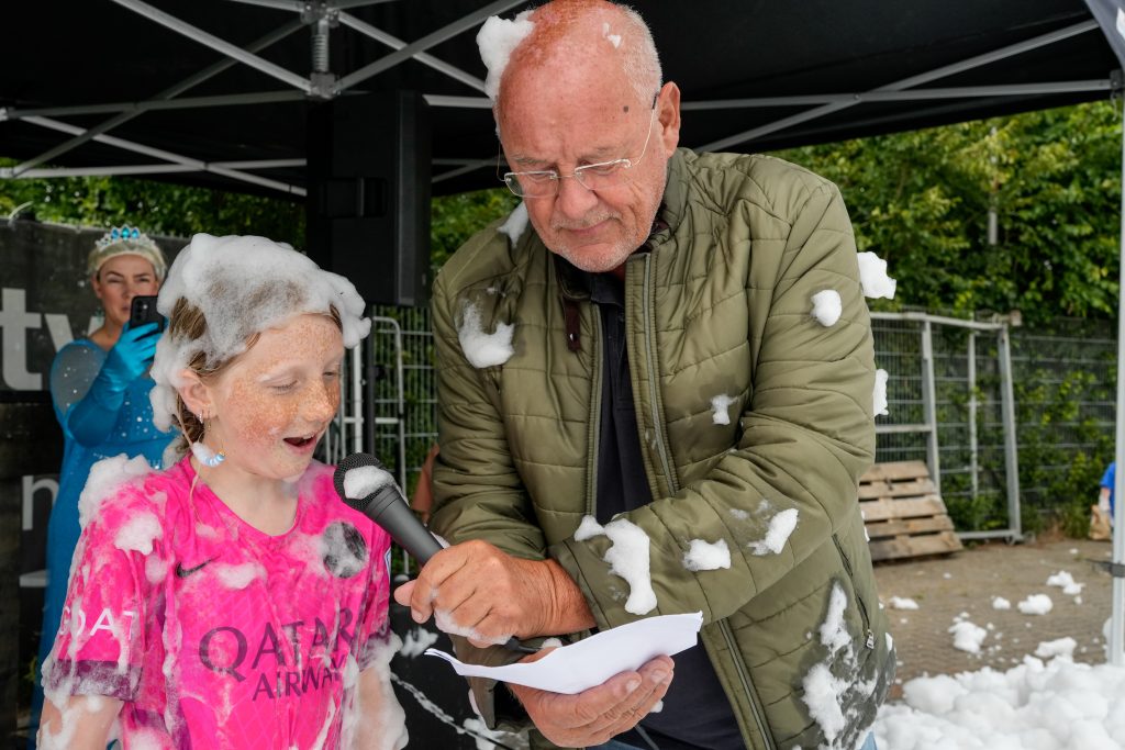 opening, familiedagen, vlag, zingen, eed (3)