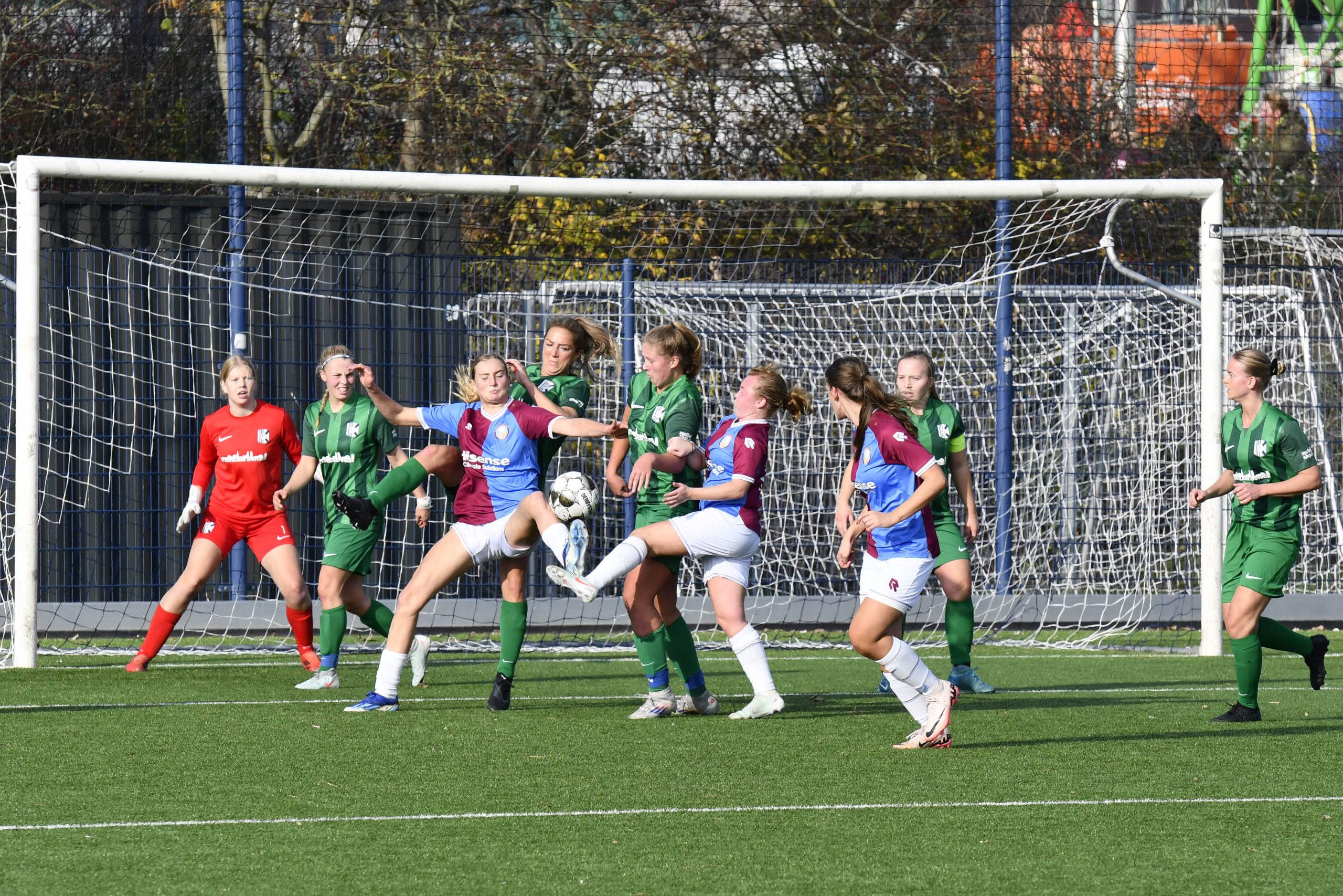 Vrouwen 1 komt niet verder dan een punt tegen Monster