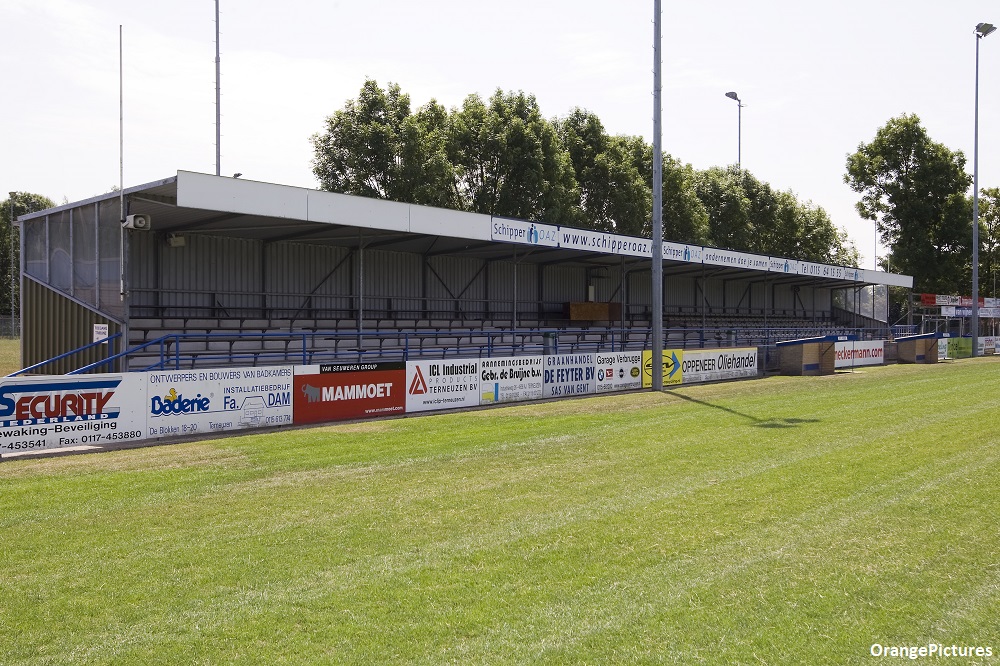 Hoek UIT: kaartverkoop gestart