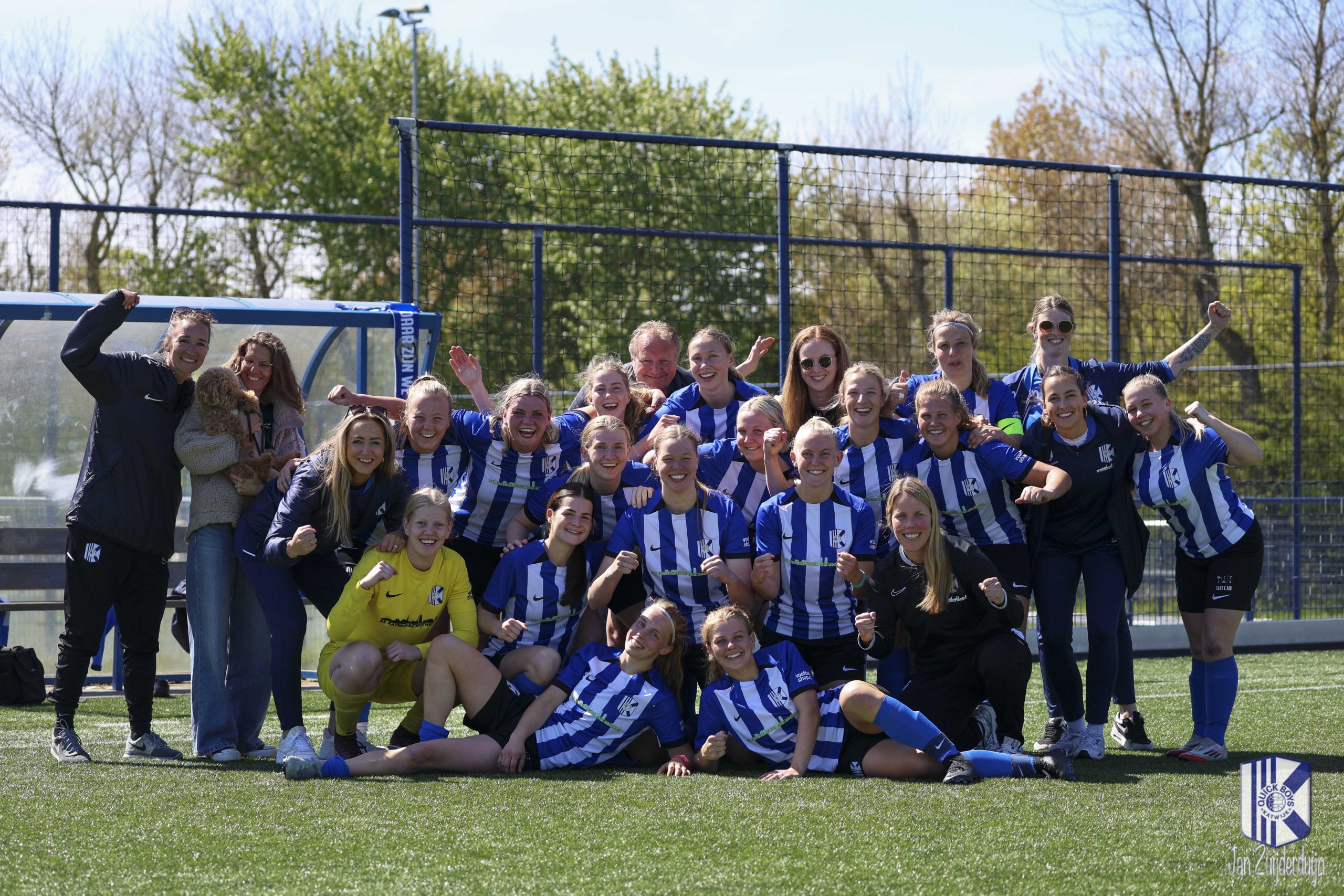 Vrouwen 1 zet ongeslagen thuisstatus voort tegen Foreholte